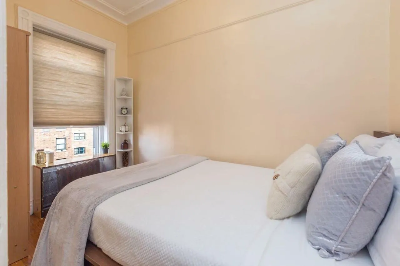 Lavish 3 Bedroom Apt In Williamsburg!! New York 0*,